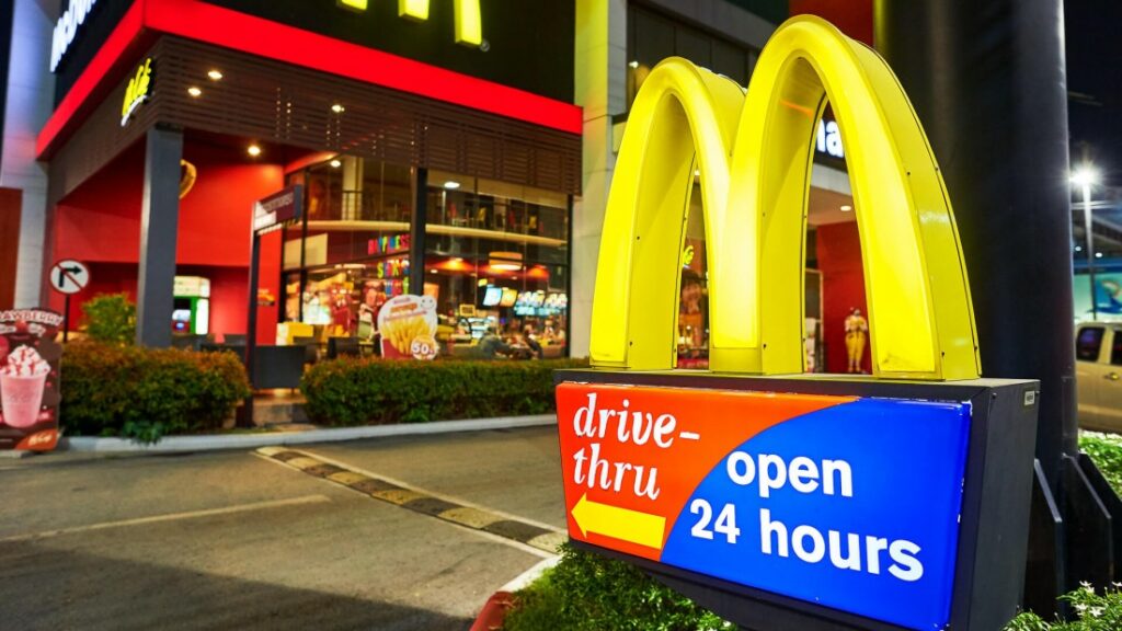 McDonald's 24 Hours Outlet